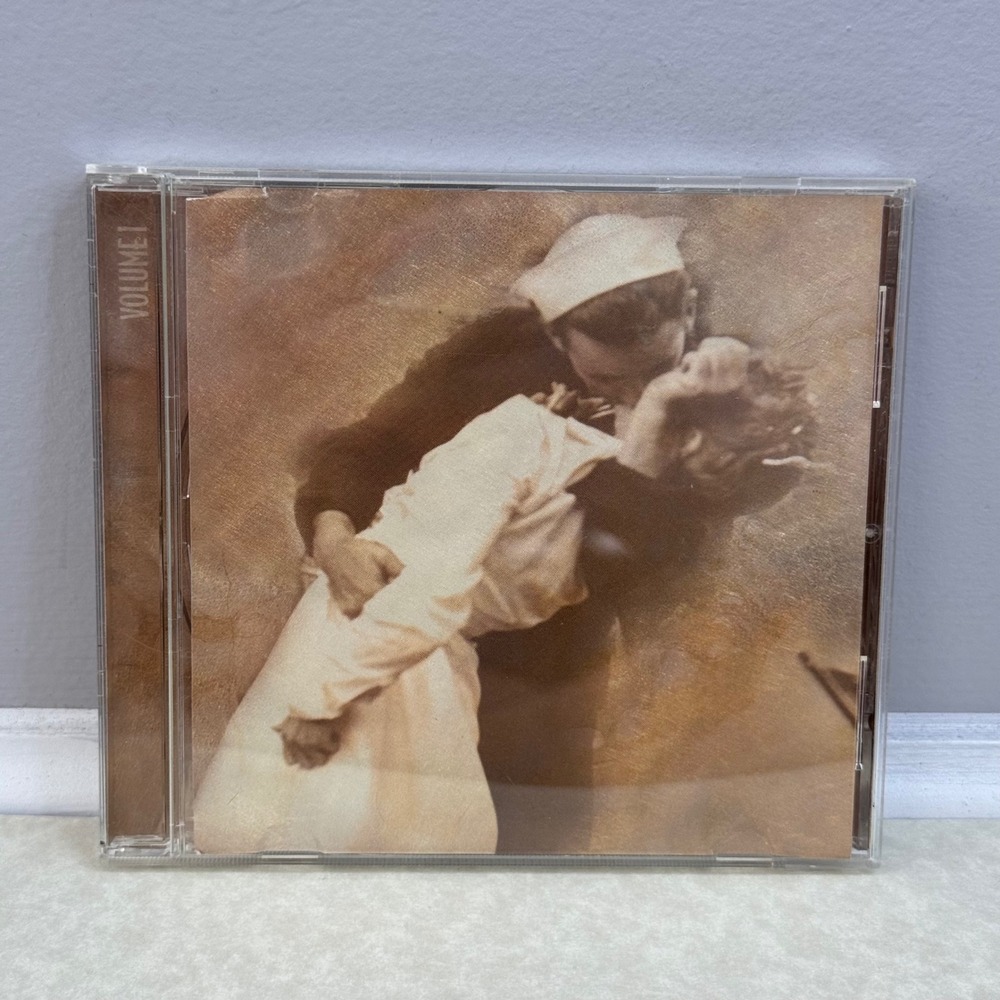 The Music of WWII Volume 1‎ (CD 2004 DSSP) Compilation